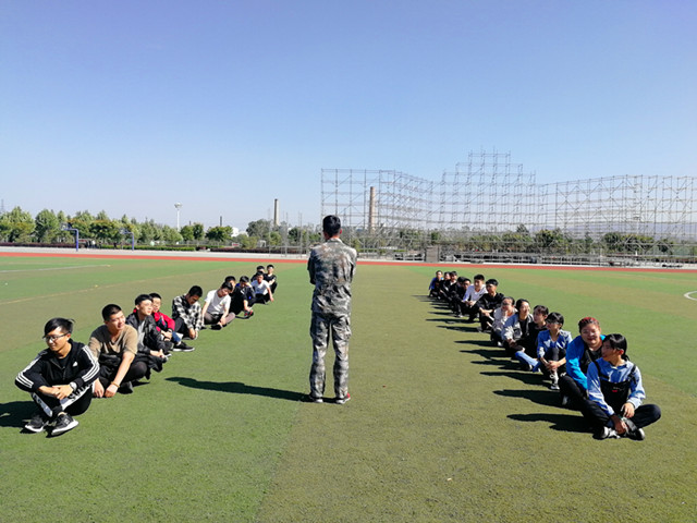 【完满班级】电气健儿志气高 我言秋日胜春朝——电气1701班“青春有你，绳牵你我”完满班级活动