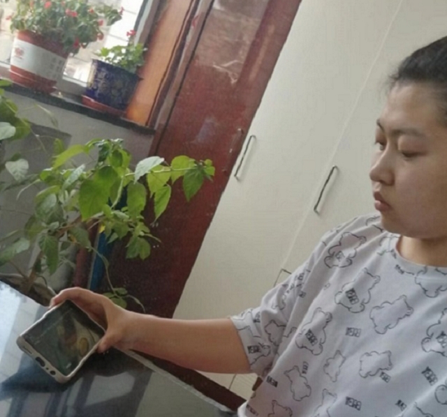 【完满班级】赏析电影 品读生活——食品与环境学院食安2002班完满班级活动