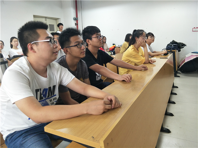 【完满班级】心怀感恩 与孝同行——淬炼商学院举办六月完满班级主题活动（二十二）