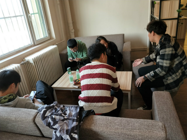 【完满班级】欢声笑语 乐聚一堂——淬炼商学院举办“善”行青春主题活动（三十）