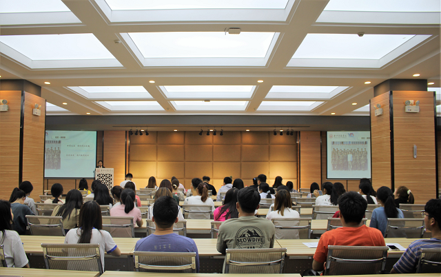 淬炼商学院基层班级十佳策划大赛圆满落幕