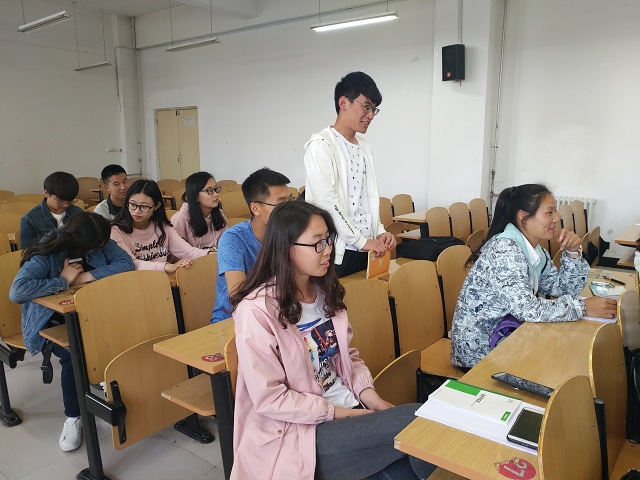 【完满班级】扬青春风采 传五四精神——环科学院青春五四之2016级生技一班主题班会