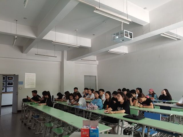 【完满班级】燃烧青春激情 弘扬体育精神——视觉2003班竞技体育活动