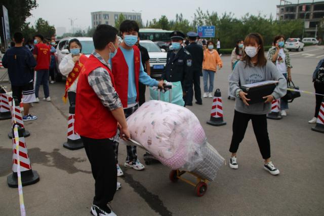 【迎新纪实】提起行囊 梦想在此启程——智能工程学院2021级迎新