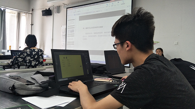 【完满班级】善意成签 公益同行——艺术传媒学院视觉1602班举办公益书签设计活动