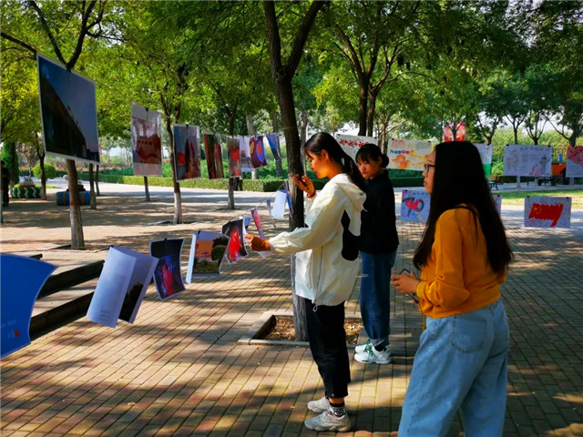 各单位开展“我和我的祖国”主题系列活动 献礼新中国华诞