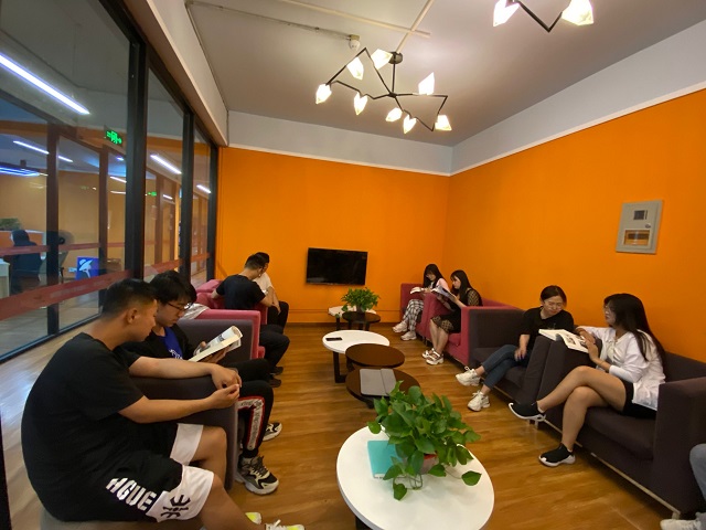 培养阅读习惯 提升内在修养——[成长导师]大咖传记阅读计划导读对话大咖第1、2期