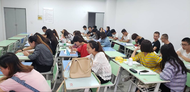 【完满班级】青春不止 公益继续——淬炼商学院九月完满班级活动（三十二）