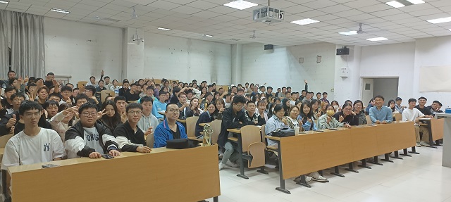 【辅导员说完满】完满理念解读 完满生活相伴——食品与环境学院2023级辅导员说完满活动