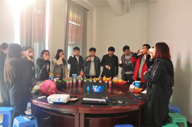 学生会主席沙龙第38期:“只为遇见 止未预见”