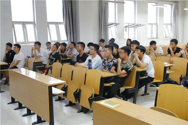 魅力智能 走向机器人——智能工程学院举办Creator机器人实验室介绍会