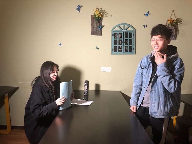 时我不予 留住光阴——艺术传媒学院首届与过去的自己对话感叹光阴似箭活动