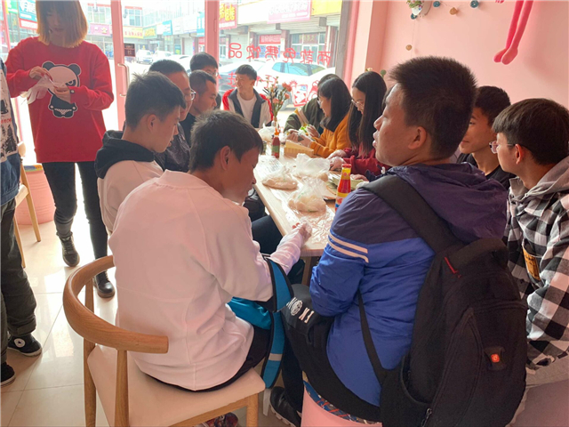 十月与饭团相约——淬炼商学院I Love Family饭团社10月特色活动