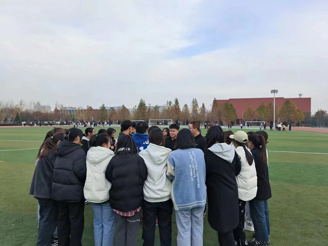 【完满团支部】娱乐对对碰之趣味游戏——淬炼·国际商学院人资2202班完满团支部活动