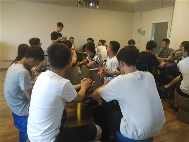 【完满班级】激情飞扬活力现 手下指尖展风采——智能工程学院机制1703班举办“艺术诠释运动之美”完满班级活动