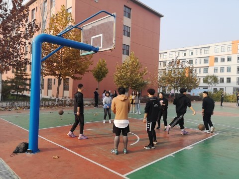 【完满班级】拼搏竞 趣味篮球——远景学院1804完满班级