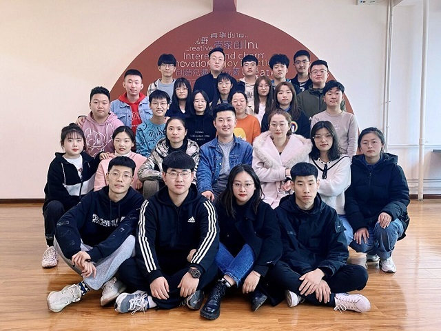 “犇”向新学期 开启新征程——三达书院组织召开新学期工作交流会