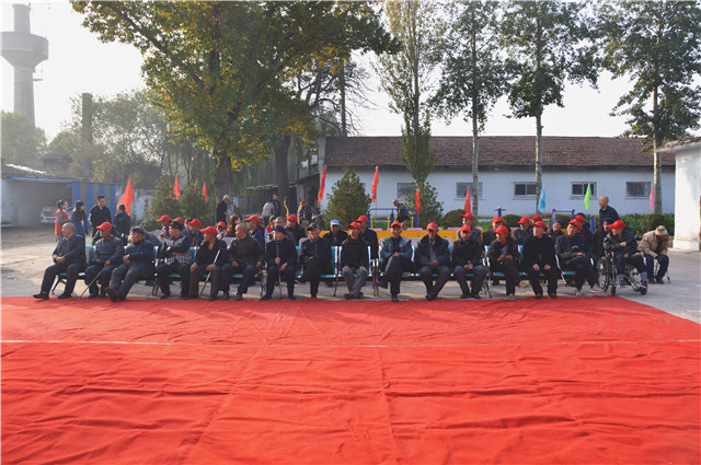 暖心工程第301期：九九重阳敬老情 真情流露暖人心——2017“情系夕阳·盛美霞光”文艺汇演圆满落幕