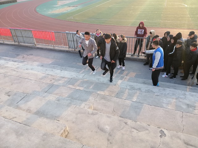 【完满班级】一“跑”而红——计科1802班“磨砺青春 矢志报国”活动