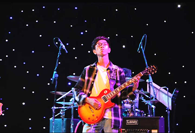 【缤纷百团】木风吉他协会举行“再飞行”live music专场演出