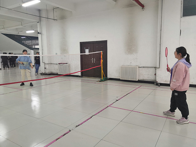 【完满班级】乘风破浪 奋勇激昂——软件1804班羽毛球比赛完满班级