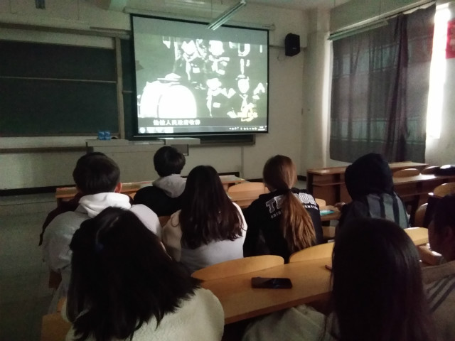 【完满班级】驿路梨花处处开 雷锋精神代代传——经济与管理学院三月完满班级纪实(九)