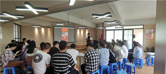 【完满班级】在创意手绘中体悟党史精神——淬炼商学院会计1903班完满班级活动