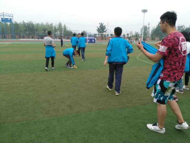 【完满班级】今天付出 明天收获——艺术传媒学院环设1701班公益服务完满班级活动