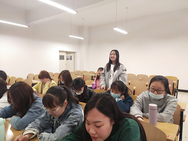 【完满班级】遥寄追思 益路有你——商务英语学院英语1903班、1906班完满班级活动