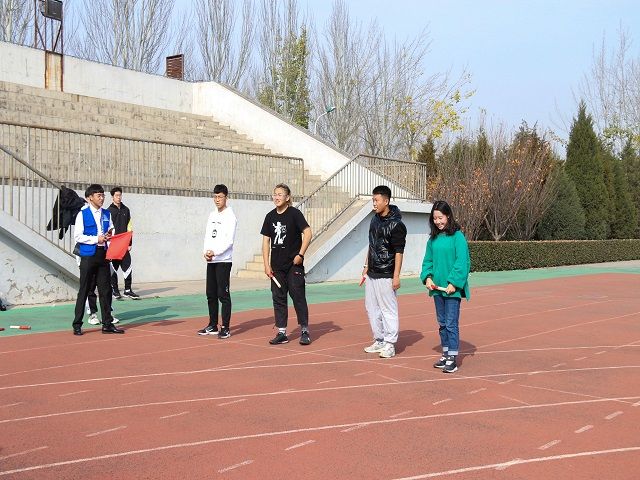团结一致 永不言弃——艺术传媒学院“不服来战”第五届运动达人极限挑战赛