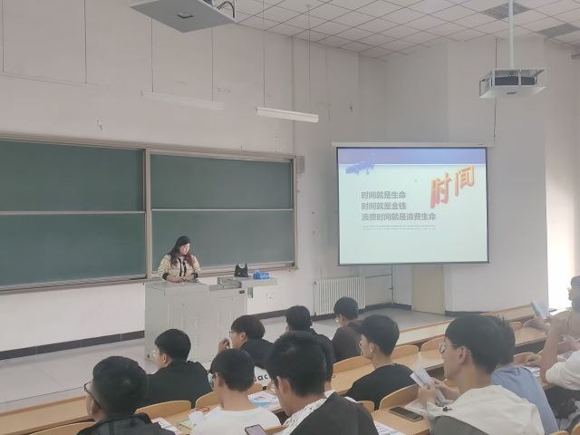【辅导员说完满】时间都去哪儿了——智能工程学院2023级辅导员说完满活动