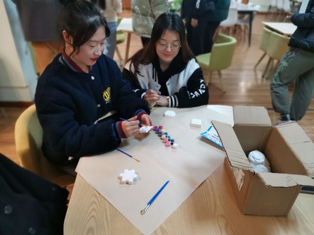 【完满班级】“指尖上的缤纷”——软件2004班完满班级活动