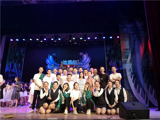 才艺之星•王熙:前方有星月可以寄往 只要用行动去诠释梦想