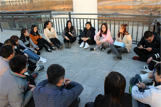 远景学院学生会座谈大会成功举办