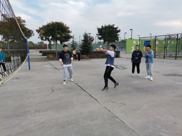 【完满班级】激情岁月 书写青春的壮丽华章——经济与管理学院十月完满班级纪实（三）