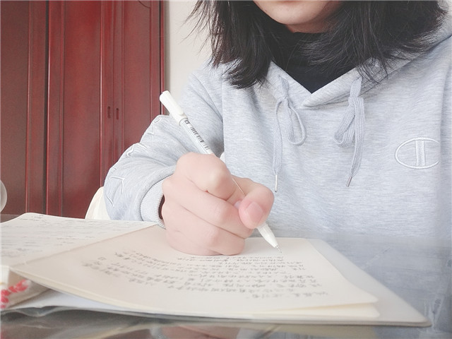 巩固完满成果 深化“1+1>2”线上融合推动力——大数据学院、信息工程学院召开一个月来“线上完满活动开展得与失总结、探讨会”