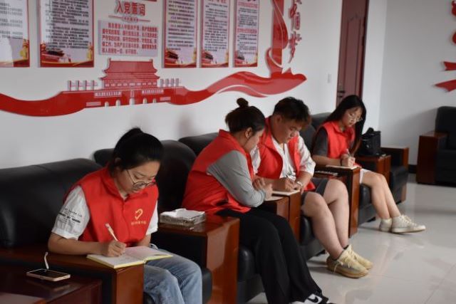 【三下乡】镌历史画卷 筑青春华堤——食品与环境学院“青风环箕”乡村振兴实践团