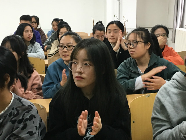 一路同行 未来可期——外语系绘就大学新生活交流分享会