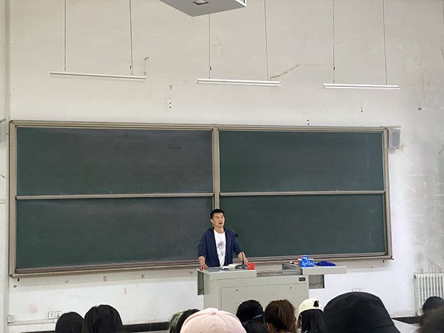 【辅导员说完满】担当时代责任 承五四精神——艺术传媒学院2018级视产动2020级专升本辅导员说完满