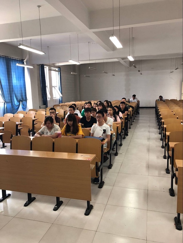 【完满班级】勿忘国耻  铭记历史 ——食品与环境学院园林1604班级五四宣传活动