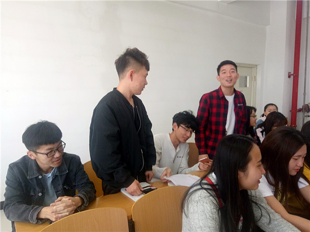 【完满班级】青春勇担当 共筑中国梦——淬炼商学院五月完满班级主题活动（四）