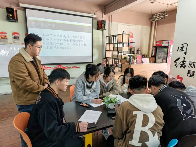 以例为鉴 智维己权——大数据学院、信息工程学院权益部维权主题座谈会