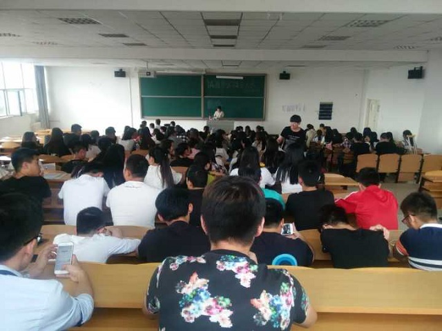 【辅导员说完满】工管系2013级行管、营销专业诚信考试主题班会