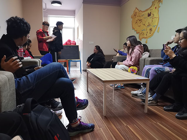 【完满班级】心有灵犀 心心相印——艺术传媒学院产品设计1801班举办“心有灵犀，心心相印”你划我猜完满班级活动