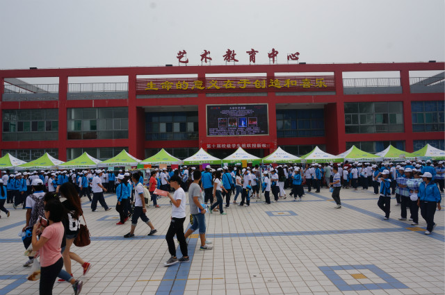 校学生会、学生社团纳新工作顺利结束