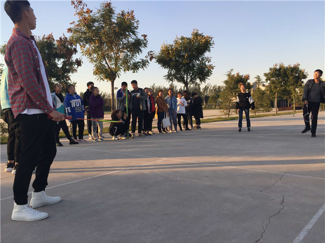 【完满班级】并驾齐驱 砥砺前行——艺术传媒学院视觉1801班信院运动风采完满班级活动