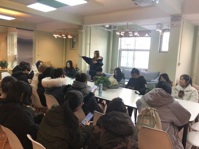 【完满班级】 创“声”自我 意动活力——外国语言文学系英语1805班、1803班12月完满班级活动