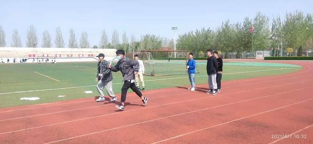 【完满班级】学习党史 传递精神——环设2001班友谊接力赛活动