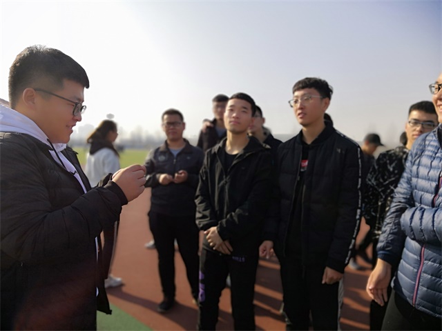 【完满班级】诗词歌赋 展示精彩——软件工程1804班“春作赋 记青春”完满班级活动