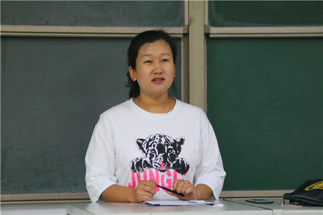 【辅导员说完满】构建和谐校园  体味戏剧人生——智能工程学院18级辅导员说完满